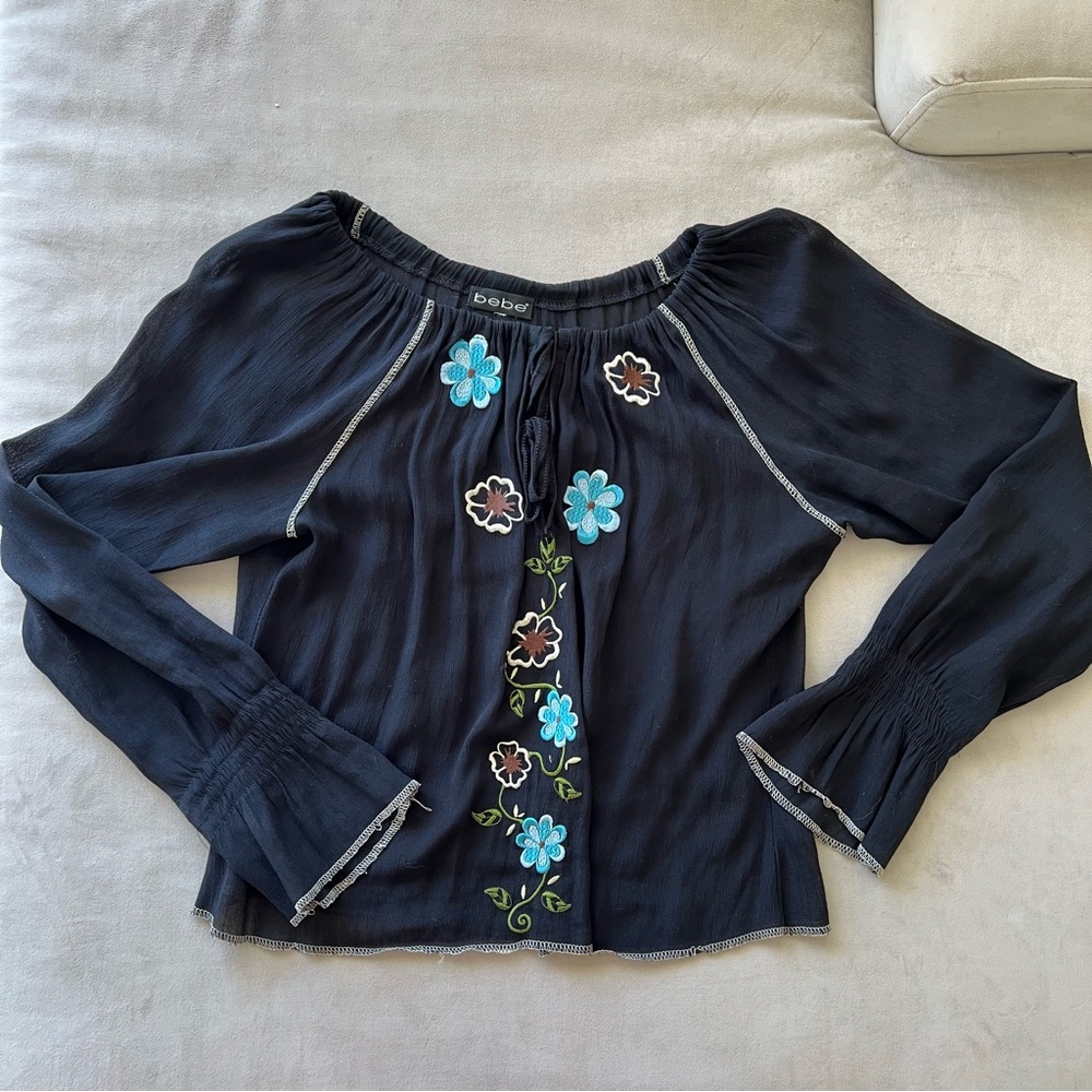 2000s boho cottage core Bebe blouse